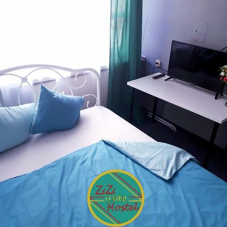 Zizi Central Hostel وارسو المظهر الخارجي الصورة