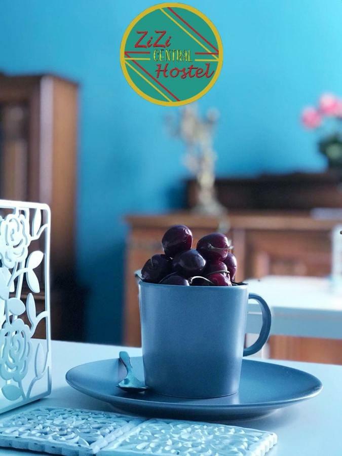 Zizi Central Hostel وارسو المظهر الخارجي الصورة